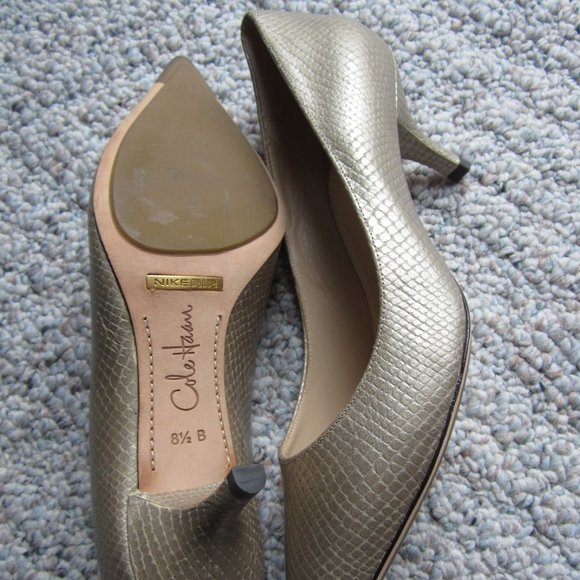 Cole Haan Fiona Sand Embossed Snake Low Air Heels - Picture 4 of 13